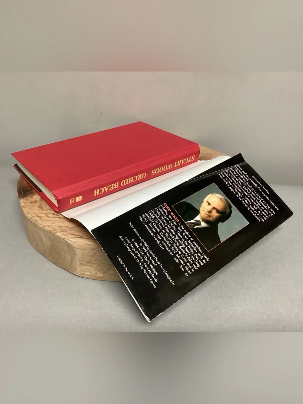 🟠 2/$10 - Orchid Beach - Hardcover / Hardback Edition - Stuart Woods - Vintage